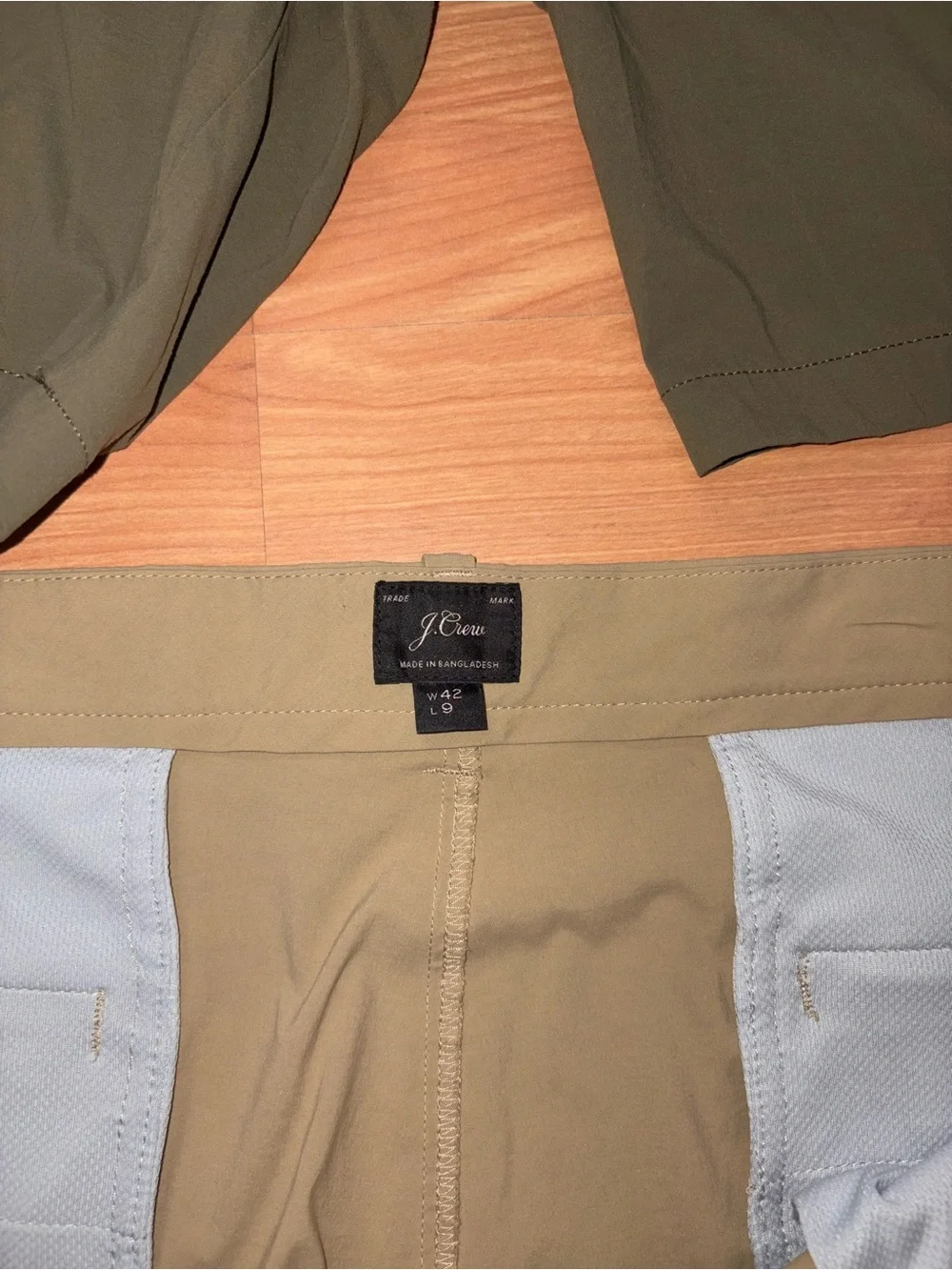 J. Crew Lot Of 2  9” Tech Shorts Green/Khaki Size 42” XXL Preppy  Casual Golf